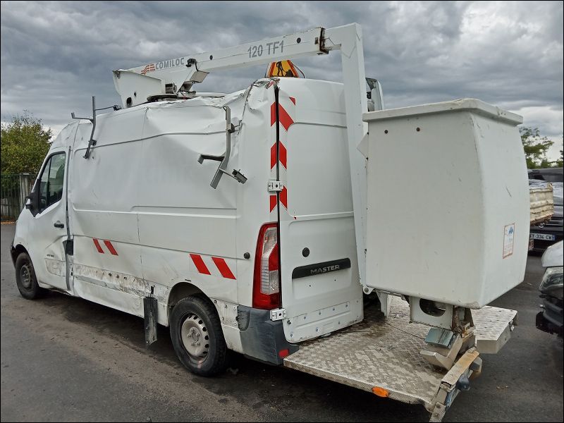 BN927YE_4