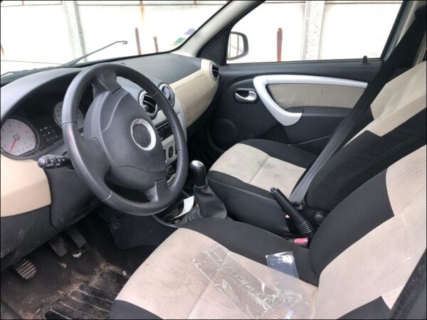 DACIA SANDERO I Phase 1 1.5 DCI 85ch – Image 5