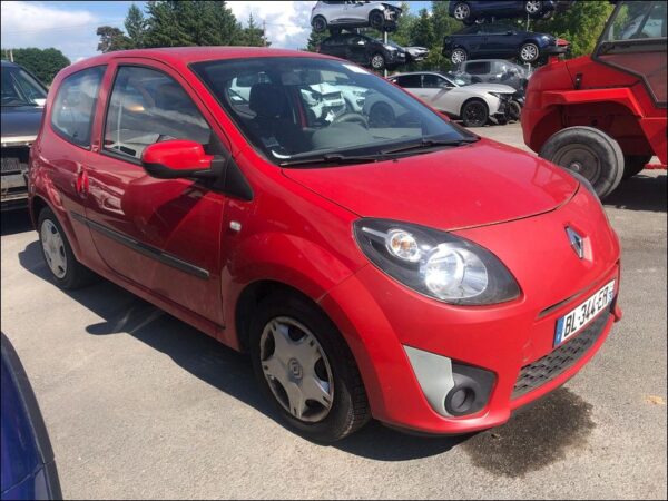 RENAULT TWINGO II Phase 1 1.2i 16v 75ch – Image 2