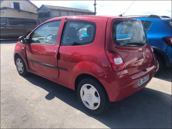 RENAULT TWINGO II Phase 1 1.2i 16v 75ch – Image 4