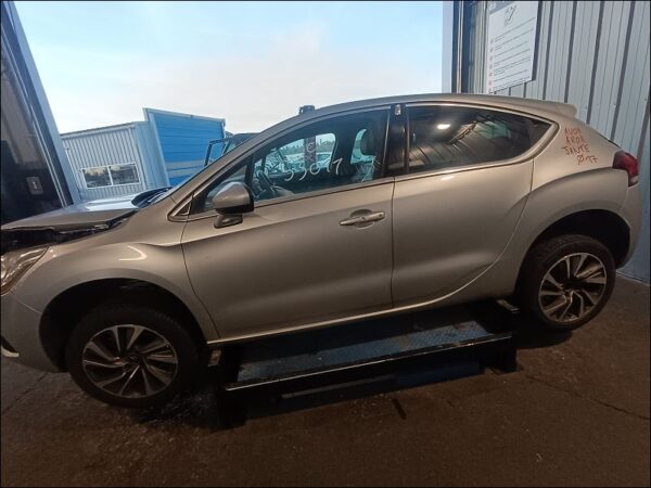 CITROEN DS4 Phase 1 1.6 e-HDi 110ch – Image 3
