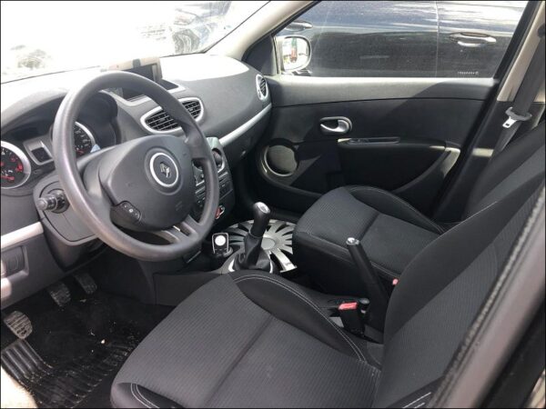 RENAULT CLIO III Phase 2 1.5 DCI 75ch – Image 5