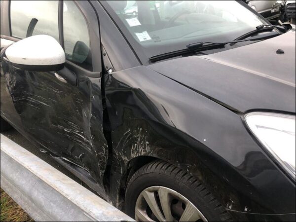 CITROEN C3 II Phase 1 1.4 HDi 70ch – Image 8