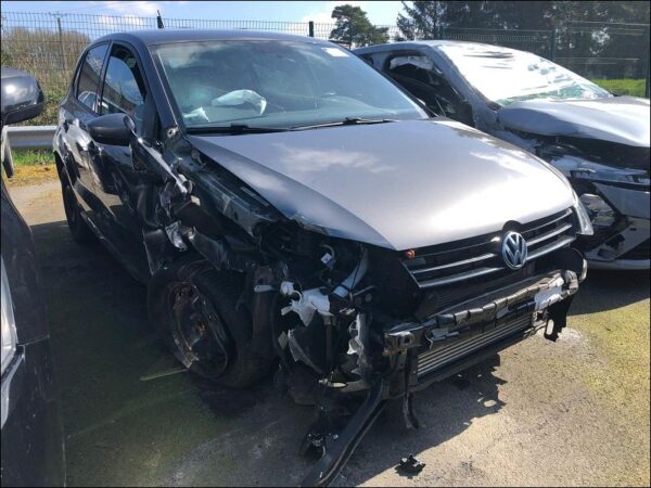 VOLKSWAGEN POLO V Phase 1 1.6 TDI 90ch – Image 2