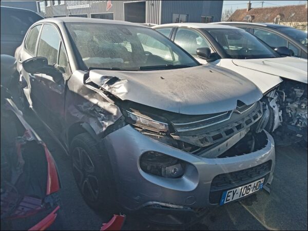 CITROEN C3 III Phase 1 1.2i 82ch – Image 2