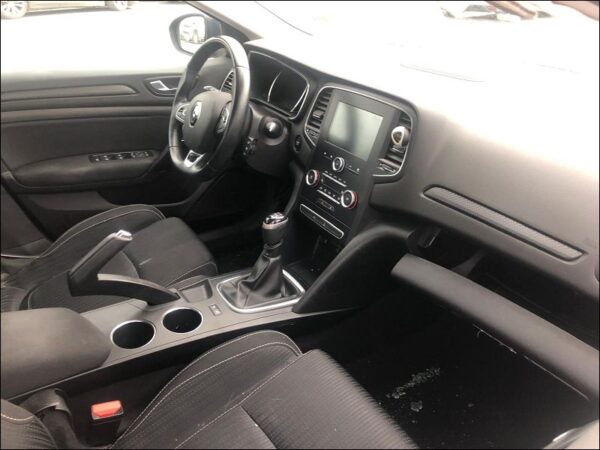 RENAULT MEGANE IV Phase 1 1.5 DCI 8v 110ch – Image 5