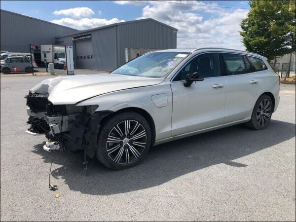 VOLVO V60 II  T6 AWD