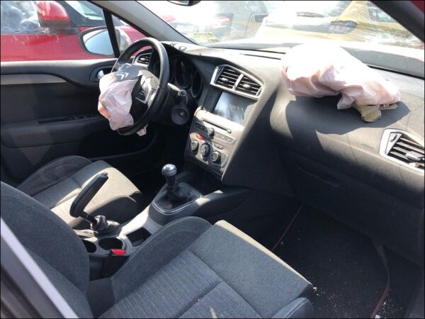 CITROEN C4 II Phase 2 1.2i 110ch – Image 5