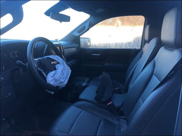CHEVROLET SILVERADO – Image 5