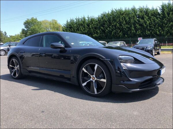 PORSCHE TAYCAN  4 – Image 2