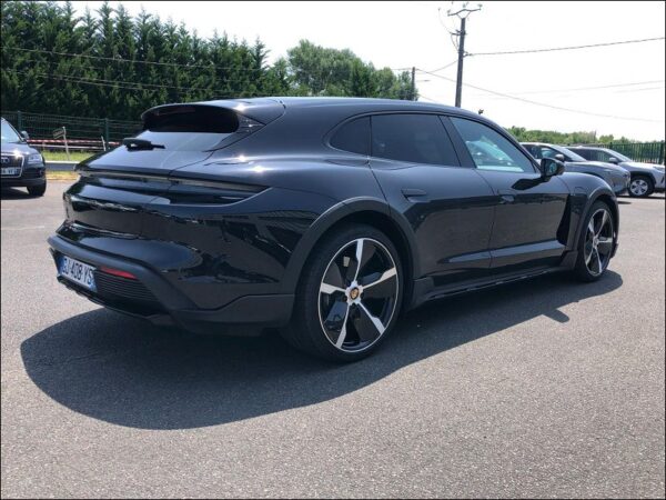 PORSCHE TAYCAN  4 – Image 3