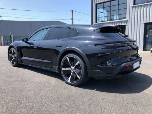 PORSCHE TAYCAN  4 – Image 4