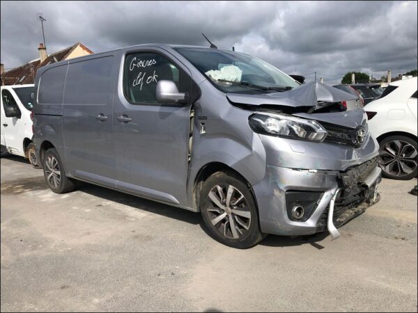 TOYOTA PROACE I