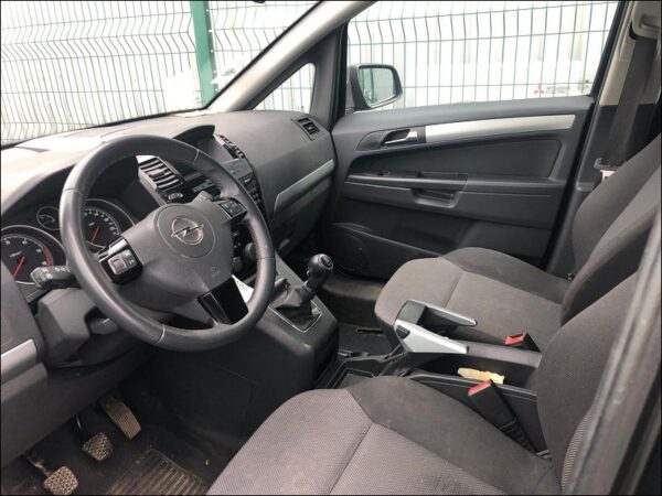 OPEL ZAFIRA II Phase 2 1.7 CDTI 125ch – Image 5