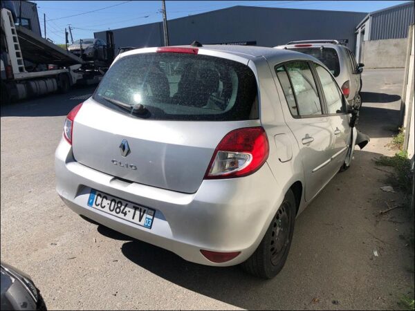 RENAULT CLIO III Phase 2 1.2i 16v 75ch – Image 3