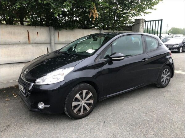 PEUGEOT 208 Phase 1 1.4 HDI 68ch