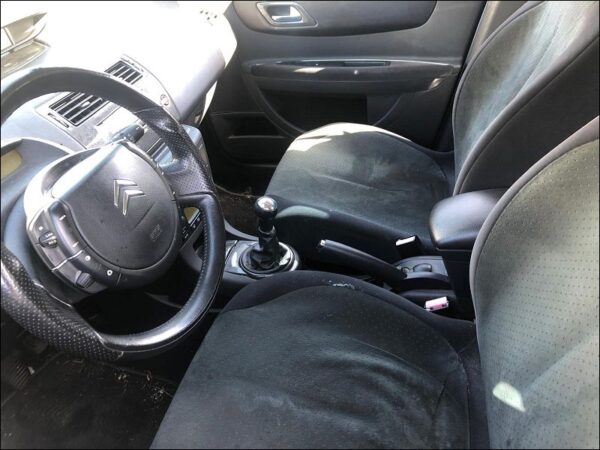 CITROEN C4 I Phase 1 2.0i 16v 138ch – Image 5
