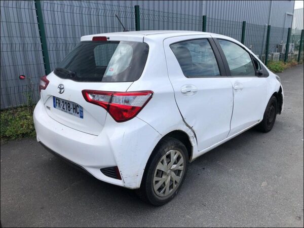 TOYOTA YARIS III Phase 3 1.0 VVT-i 69ch – Image 3