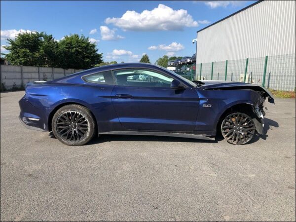 FORD MUSTANG  5.0 V8 – Image 3