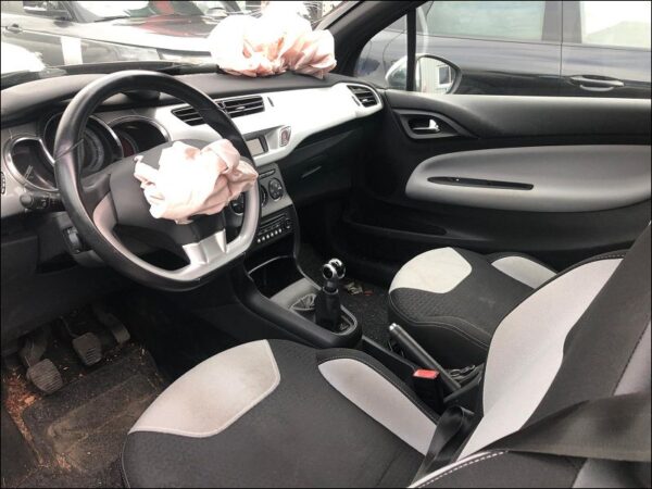 CITROEN DS3 Phase 1 1.4 VTi 16v 95ch – Image 5