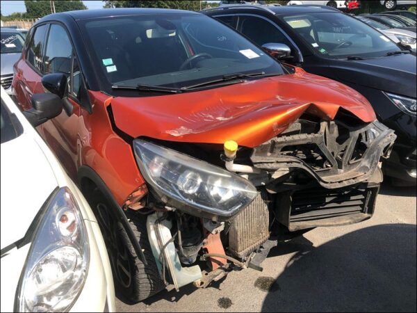 RENAULT CAPTUR Phase 1 1.5 DCI 90ch – Image 2