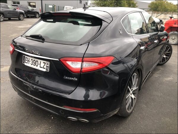 MASERATI LEVANTE  3.0 V6 – Image 3