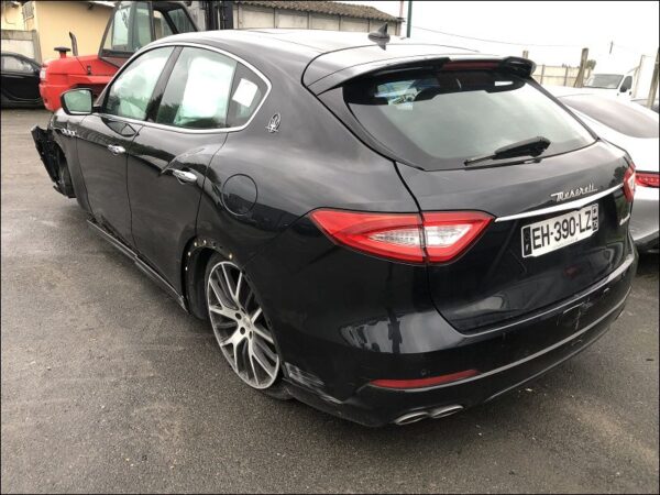MASERATI LEVANTE  3.0 V6 – Image 4