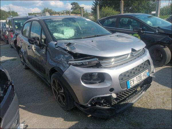 CITROEN C3 III Phase 1 1.2i 82ch – Image 2