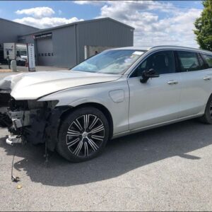 VOLVO V60 II  T6 AWD